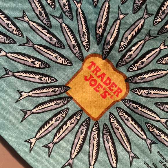 New Trader Joe’s sardines reusable cloth tote bag with red handles - Picture 4 of 6